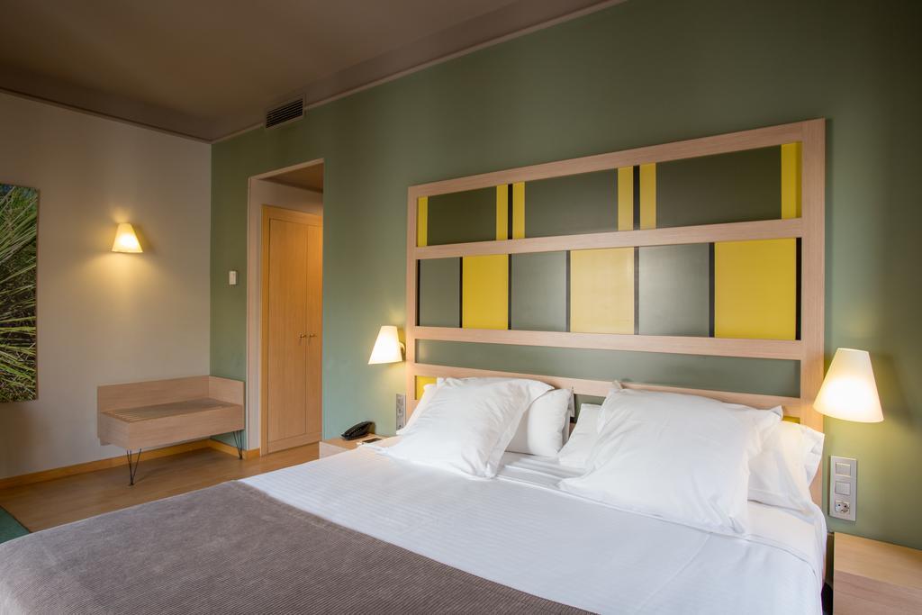 ซิวตัต เด บาร์เซโลนา Hotel ภายนอก รูปภาพ