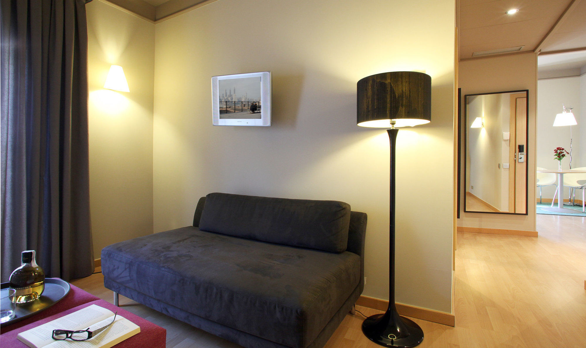 ซิวตัต เด บาร์เซโลนา Hotel ภายนอก รูปภาพ