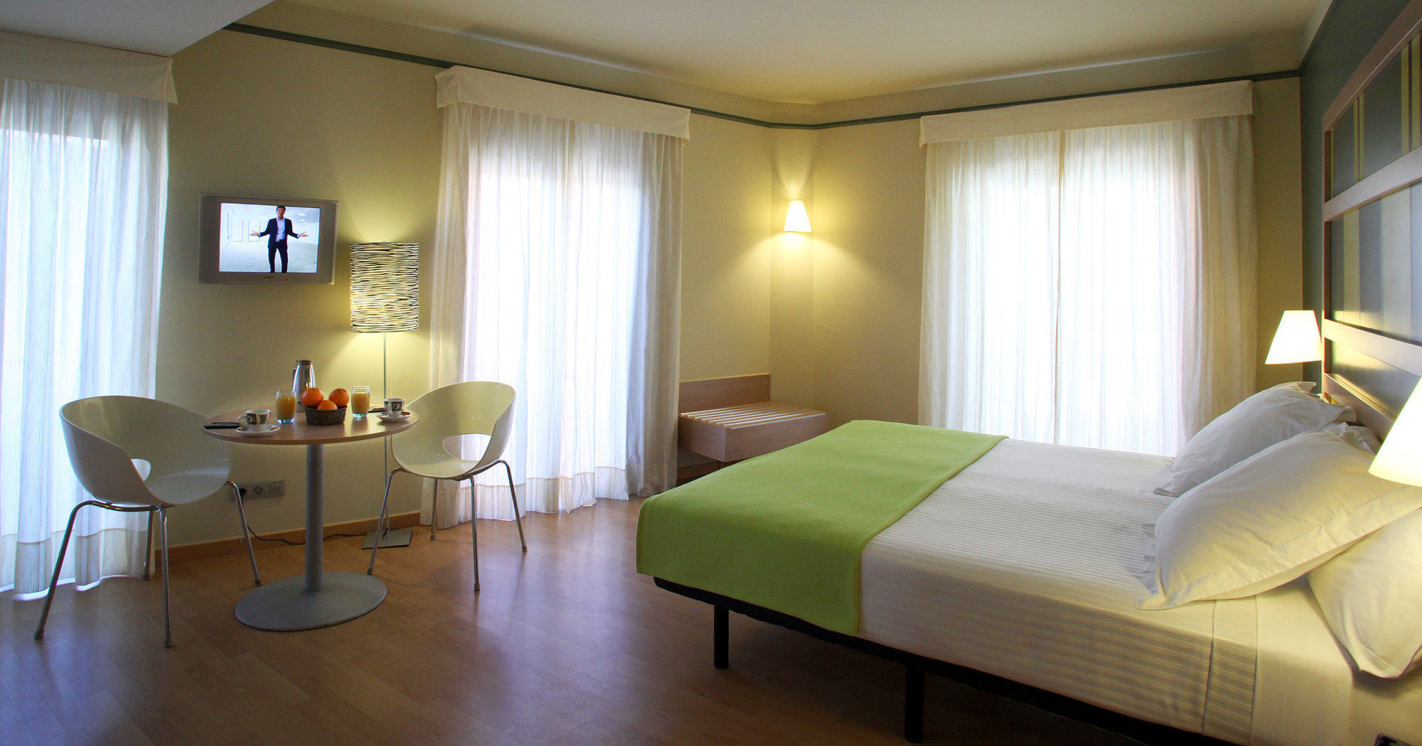ซิวตัต เด บาร์เซโลนา Hotel ห้อง รูปภาพ